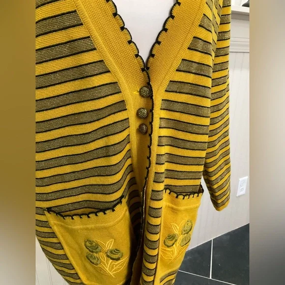 SOLD
Vintage Mustard Striped Wool Cardigan Sweater | Floral Embroidered Pockets - Picture 4 of 7
